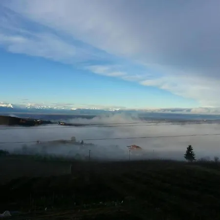 Hillview Langhe