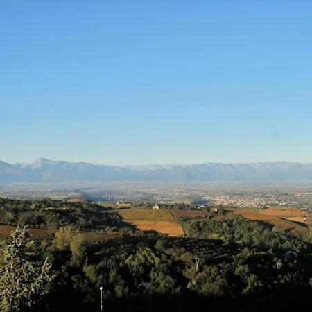 Hillview Langhe *