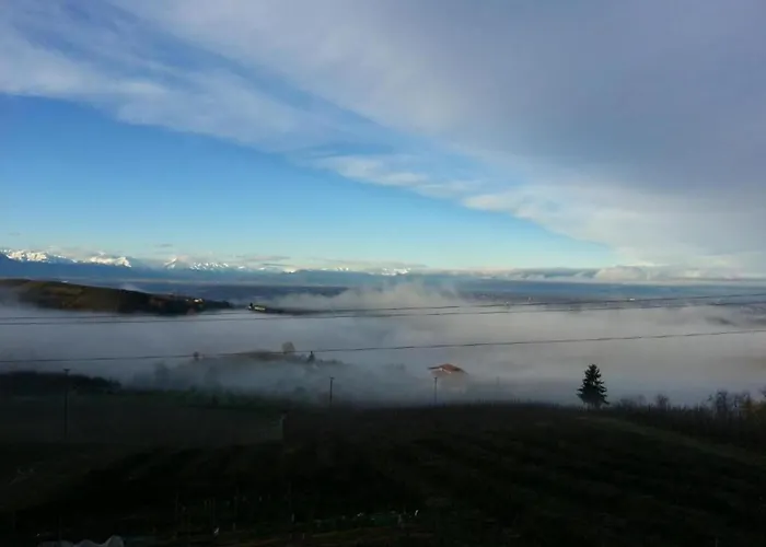 Hillview Langhe
